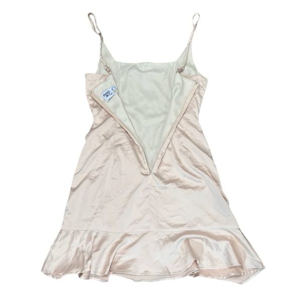 Princess Polly Cottage hill mini dress Cream / champagne Satin Size 4 - Picture 8 of 11